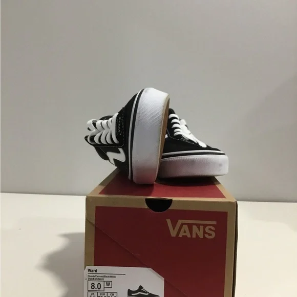 Vans Ward - Black and White Sneakers - Picture 2 of 3
